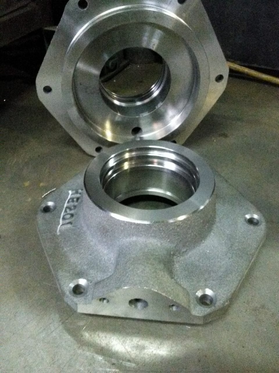 Cover head cylinder, mat fc25